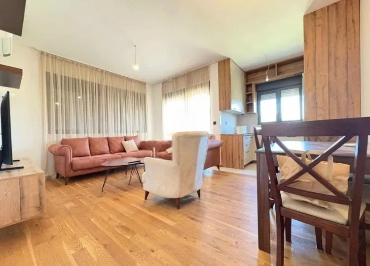 Izdavanje, jednosoban stan, 47m², Podgorica, Crna Gora