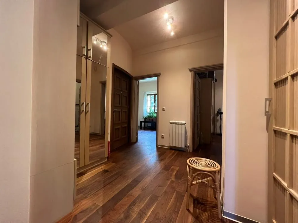 Rent, apartment, 220m², Savski Venac, Beograd