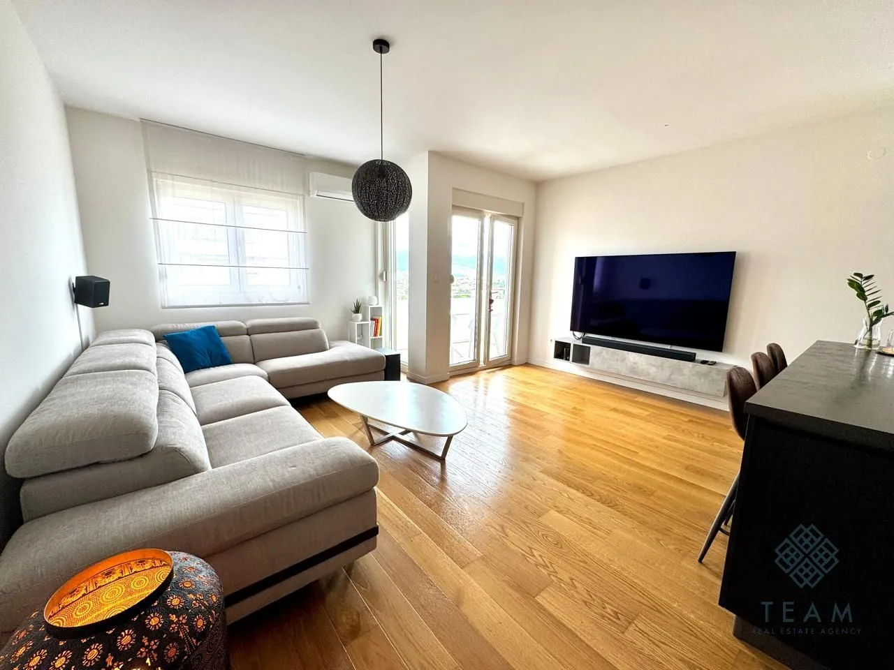 Prodaja, dvosoban stan, 70m², Central Point, Podgorica