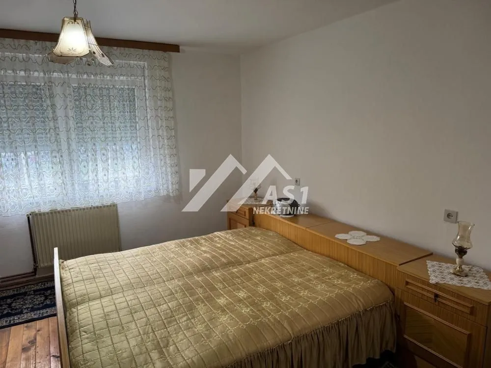 Izdavanje, kuća, 80m², Veternik, Novi Sad Sve Podlokacije
