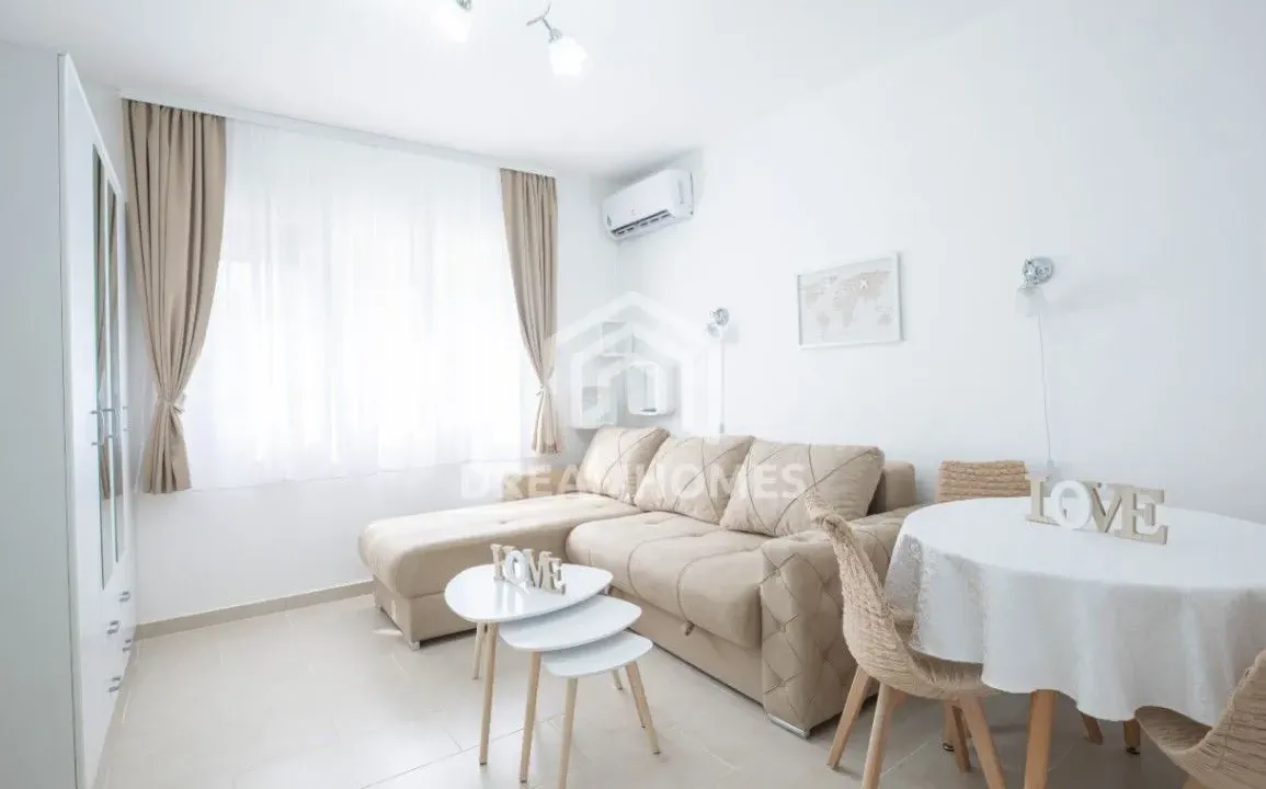 Sale, studio apartment, 24m², Autobuska stanica, Podgorica