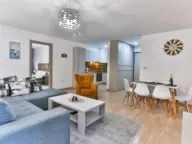 Daily-rent, two bedroom apartment, 74m², Budva, Crna Gora - image 5