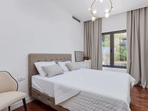 Prodaja, kuća, 419m², Dobrota, Kotor - image 36