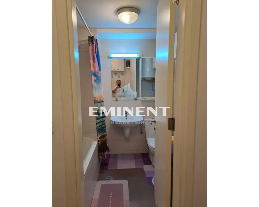 Rent, two bedroom apartment, 45m², Novi Beograd Blok 67, Novi Beograd Sve Podlokacije