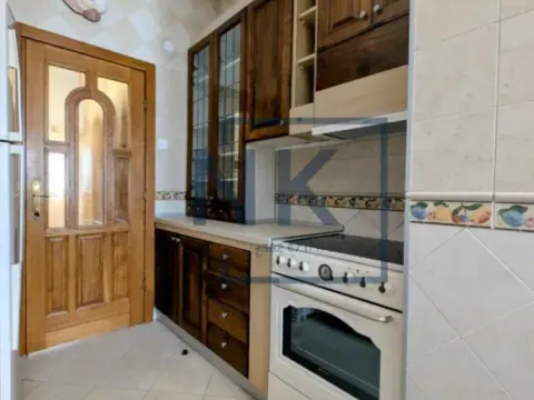 Izdavanje, trosoban stan, 115m², Momišići, Podgorica - image 7