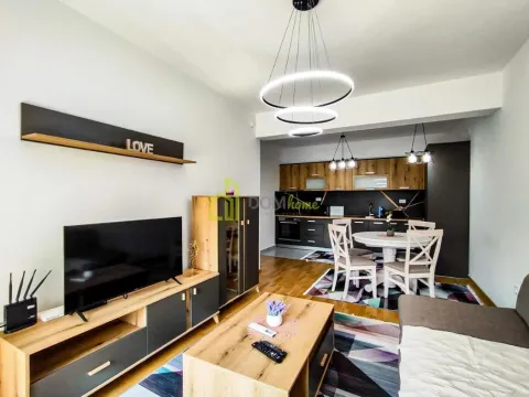 Izdavanje, dvosoban stan, 68m², Stara Varoš, Podgorica - image 6