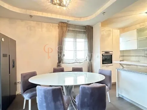 Izdavanje, stan, 120m², Dalmatinska ulica, Podgorica - image 13