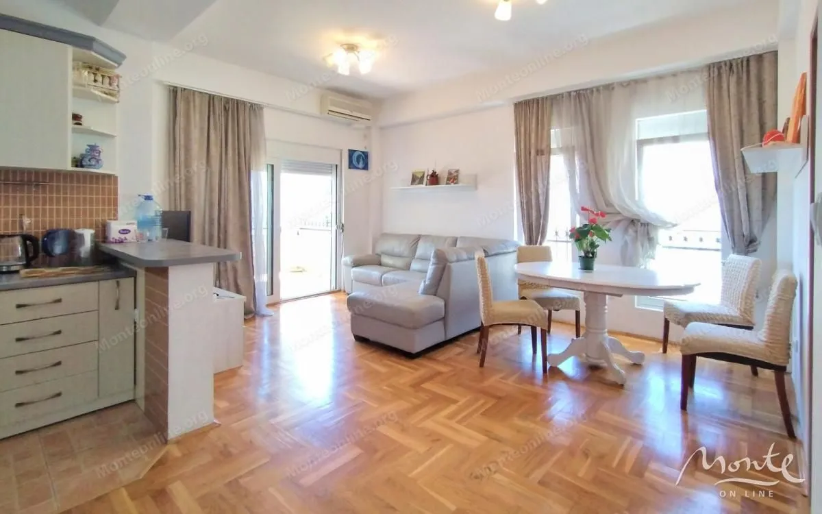Sale, one bedroom apartment, 65m², Podmaine, Budva
