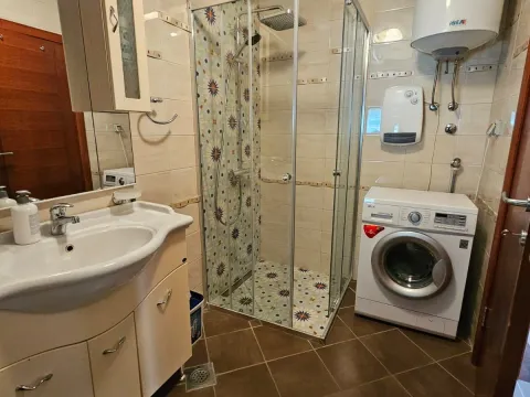 Rent, house, 100m², Pržno, Budva - image 8