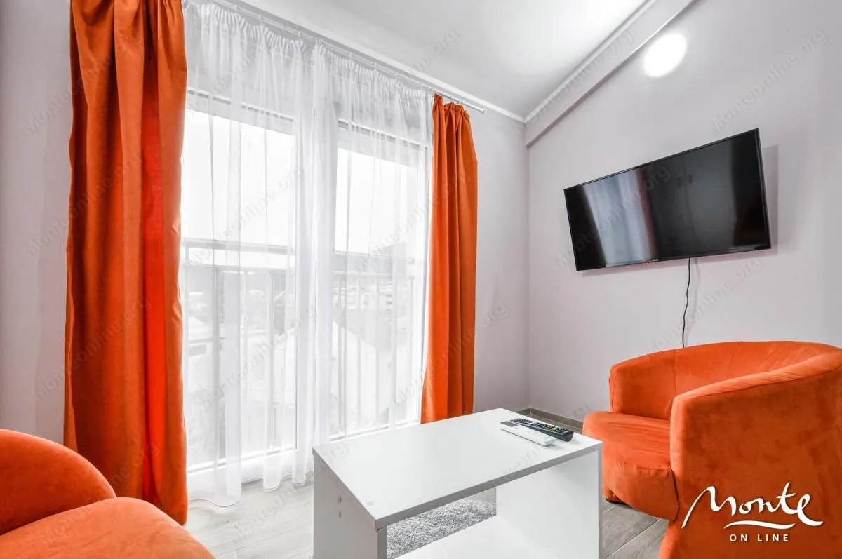Prodaja, ugostiteljski objekat, 1256m², Centar, Budva