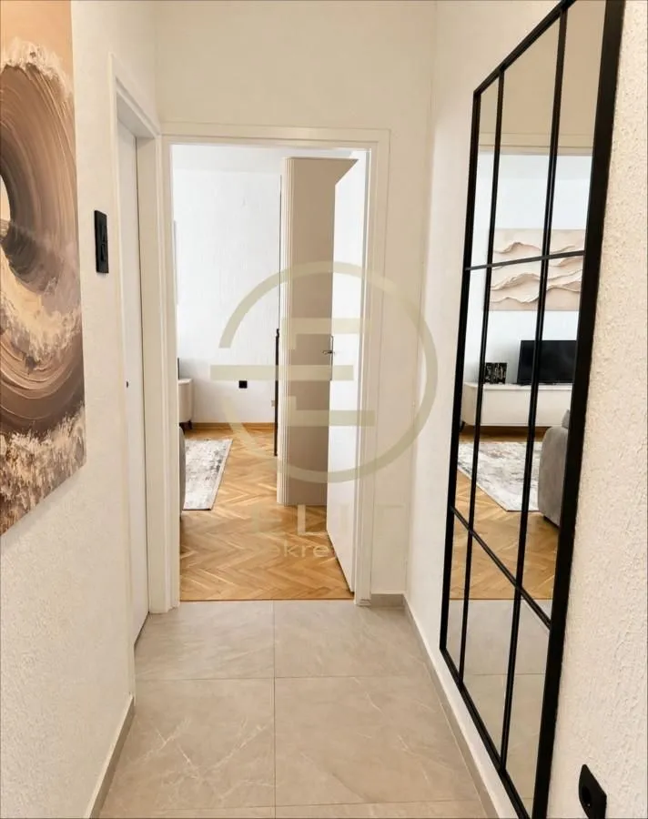Izdavanje, stan, 39m², Sajam, Novi Sad Sve Podlokacije