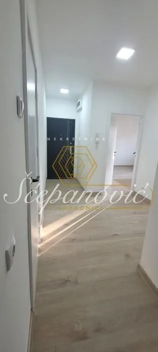 Prodaja, stan, 52m², Grbavica, Novi Sad Sve Podlokacije