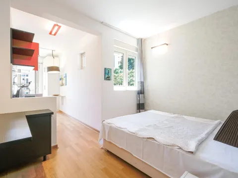 Sale, two bedroom apartment, 75m², Budva, Crna Gora - image 9