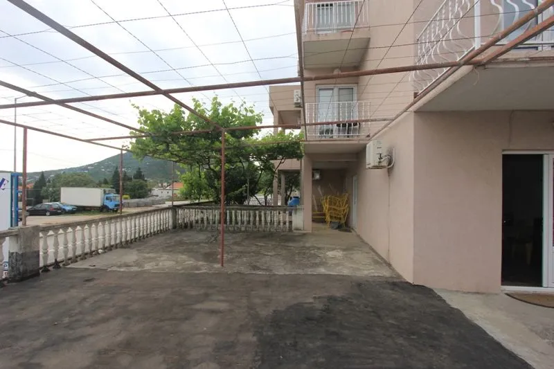 Sale, house, 600m², Sutomore, Bar