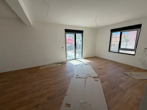 Sale, two bedroom apartment, 74m², Bjeliši, Bar - image 3