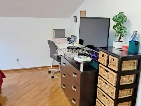 Rent, apartment, 192m², Voždovac Sve Podlokacije, Beograd - image 13