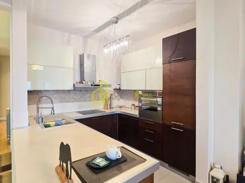 Izdavanje, trosoban stan, 122m², Gorica C, Podgorica - image 10