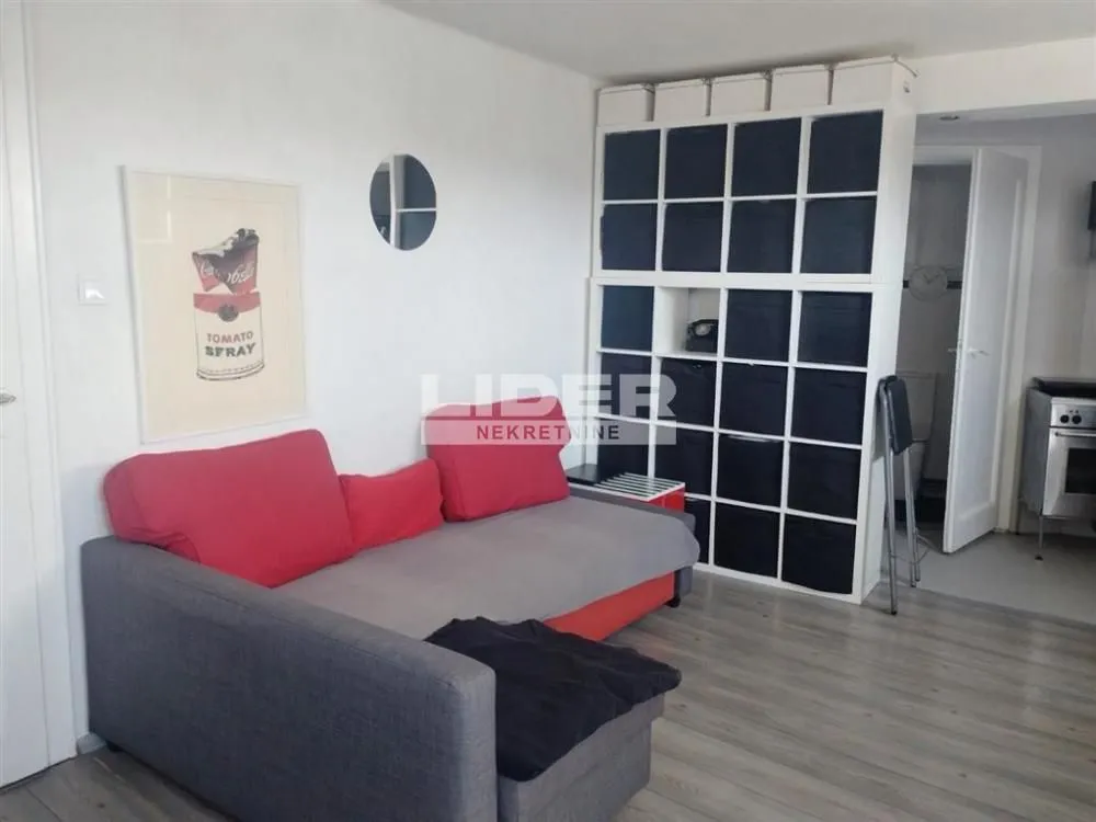 Sale, two bedroom apartment, 43m², Stari Grad, Beograd