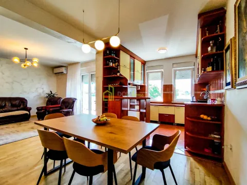 Prodaja, trosoban stan, 92m², Preko Morače, Podgorica - image 10