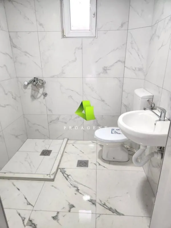 Prodaja, kuća, 204m², Crveni Krst, Niš