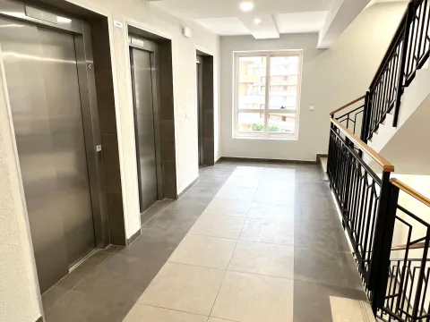 Rent, one bedroom apartment, 47m², Central Point, Podgorica - image 10