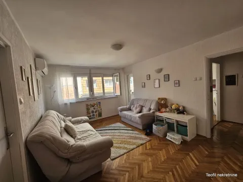 Prodaja, dvosoban stan, 65m², Banovo Brdo, Beograd - image 1