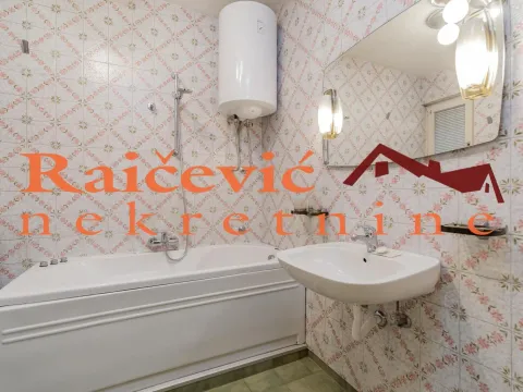 Sale, three bedroom apartment, 72m², Zeleni Venac, Beograd - image 18