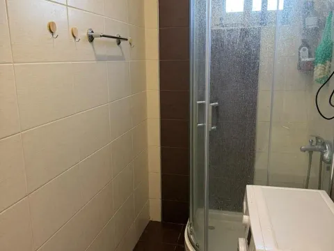 Izdavanje, trosoban stan, 50m², Slavujev Venac, Zvezdara Sve Podlokacije - image 10