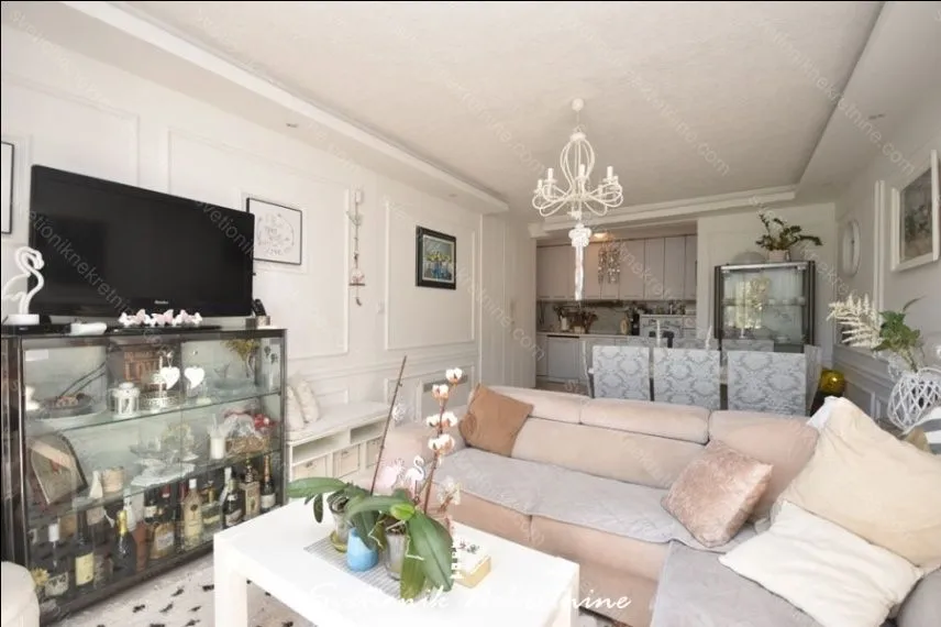 Prodaja, dvosoban stan, 93m², Baošići, Herceg Novi