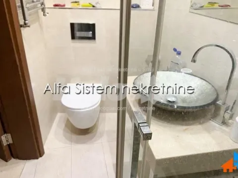 Izdavanje, četvorosoban stan, 120m², Neimar, Vračar Sve Podlokacije - image 16