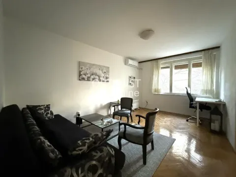 Izdavanje, dvosoban stan, 49m², Stari Grad, Beograd - image 2