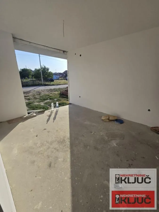 Prodaja, jednosoban stan, 37m², Petrovaradin, Novi Sad