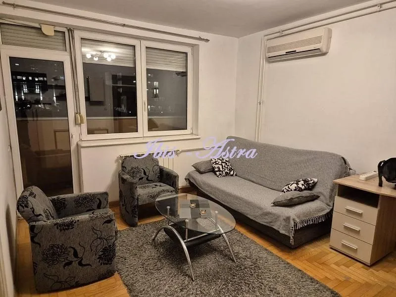 Rent, two bedroom apartment, 43m², Savski Venac, Beograd