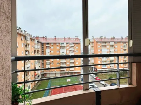 Izdavanje, jednosoban stan, 43m², Stari Aerodrom, Podgorica - image 13