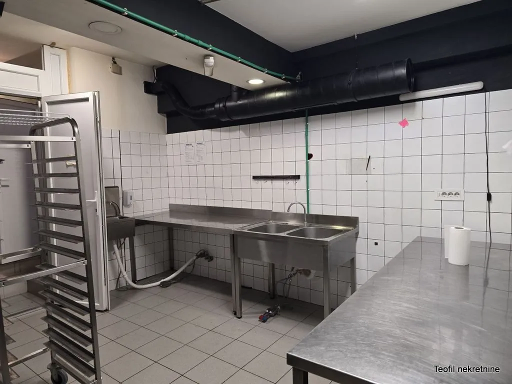 Rent, office space, 140m², Vračar Hram, Vračar Sve Podlokacije