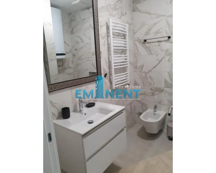 Rent, four bedroom apartment, 100m², Novi Beograd Blok 65, Novi Beograd Sve Podlokacije
