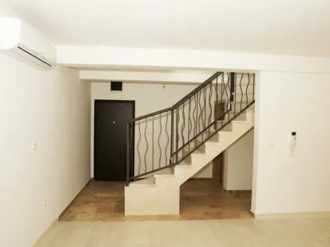 Prodaja, stan, 50m², Pržno, Budva - image 11
