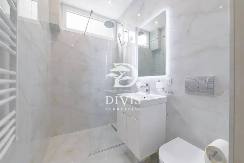 Sale, four bedroom apartment, 80m², Vračar Sve Podlokacije, Beograd