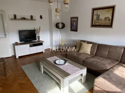 Izdavanje, dvosoban stan, 80m², Zabjelo, Podgorica - image 2