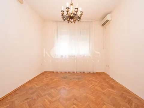 Rent, office space, 89m², Centar, Podgorica - image 1