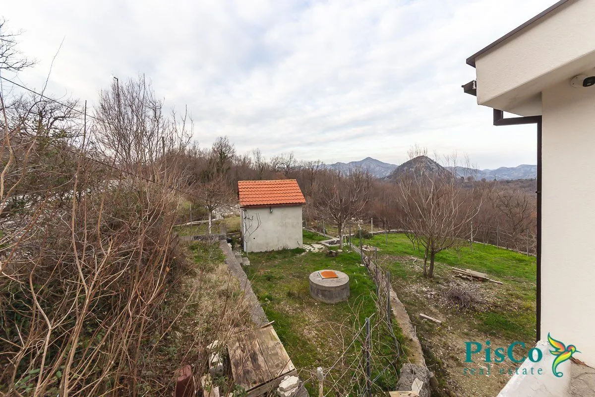 Sale, house, 300m², Bar, Crna Gora