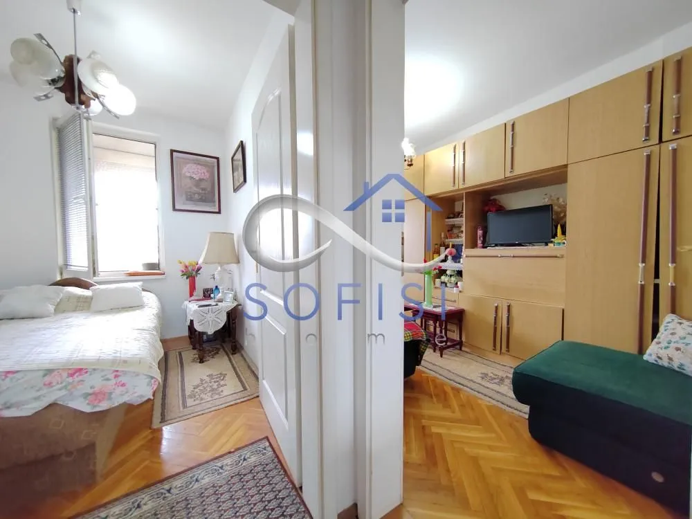 Prodaja, dvosoban stan, 73m², Socijalno, Novi Sad Sve Podlokacije
