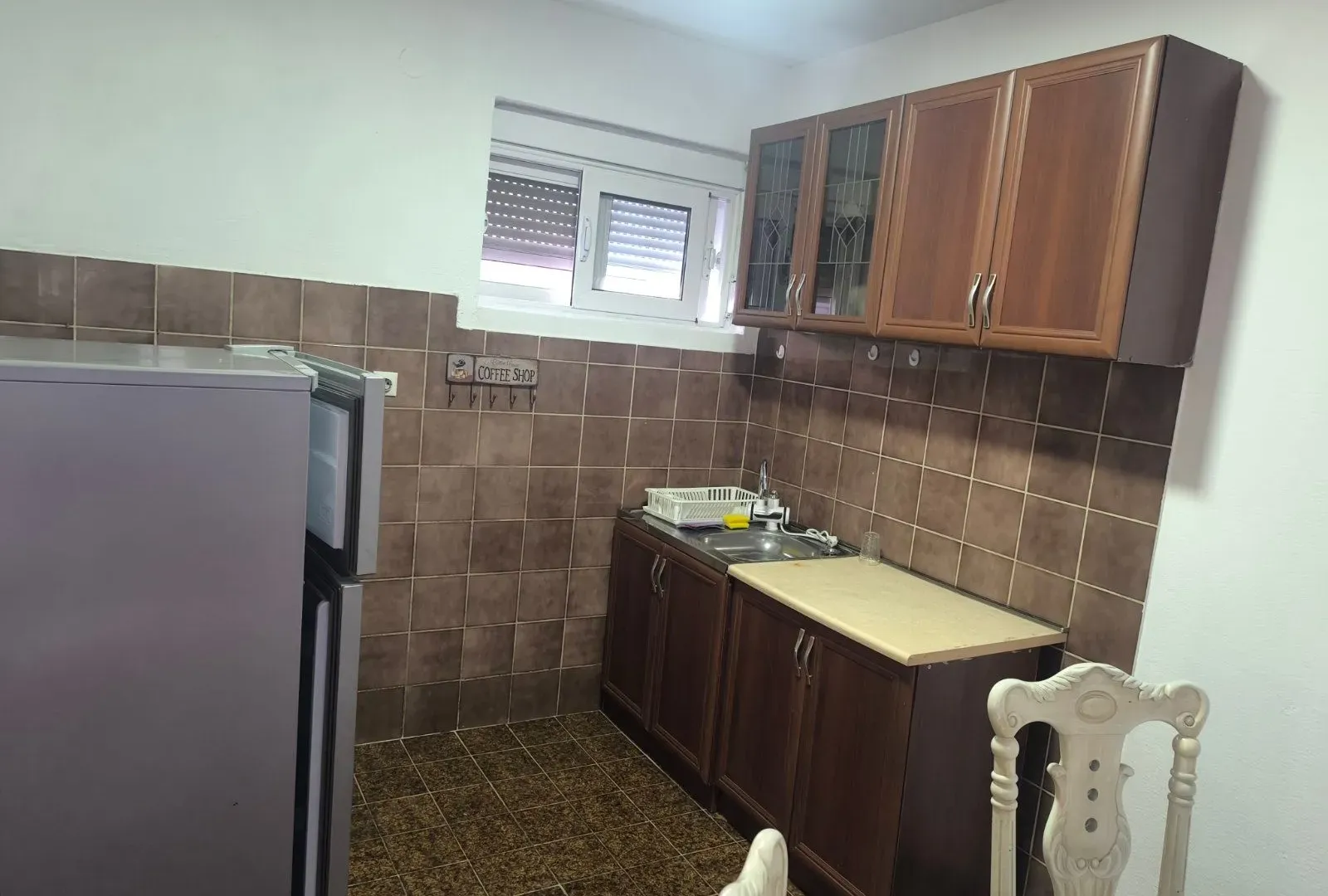 Izdavanje, trosoban stan, 70m², Stari Aerodrom, Podgorica
