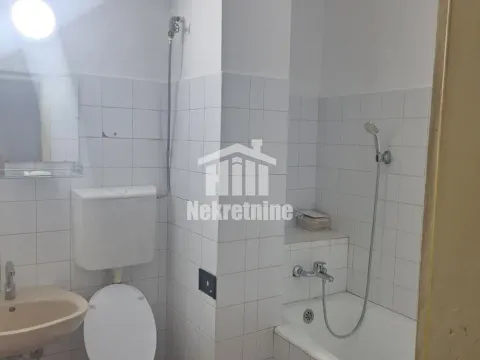 Prodaja, trosoban stan, 82m², Banjica, Voždovac Sve Podlokacije - image 15