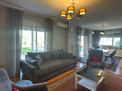 Izdavanje, dvosoban stan, 85m², Centar, Tivat - image 22