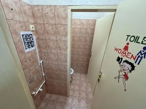 Izdavanje, poslovni prostor, 44m², Centar, Jagodina - image 8