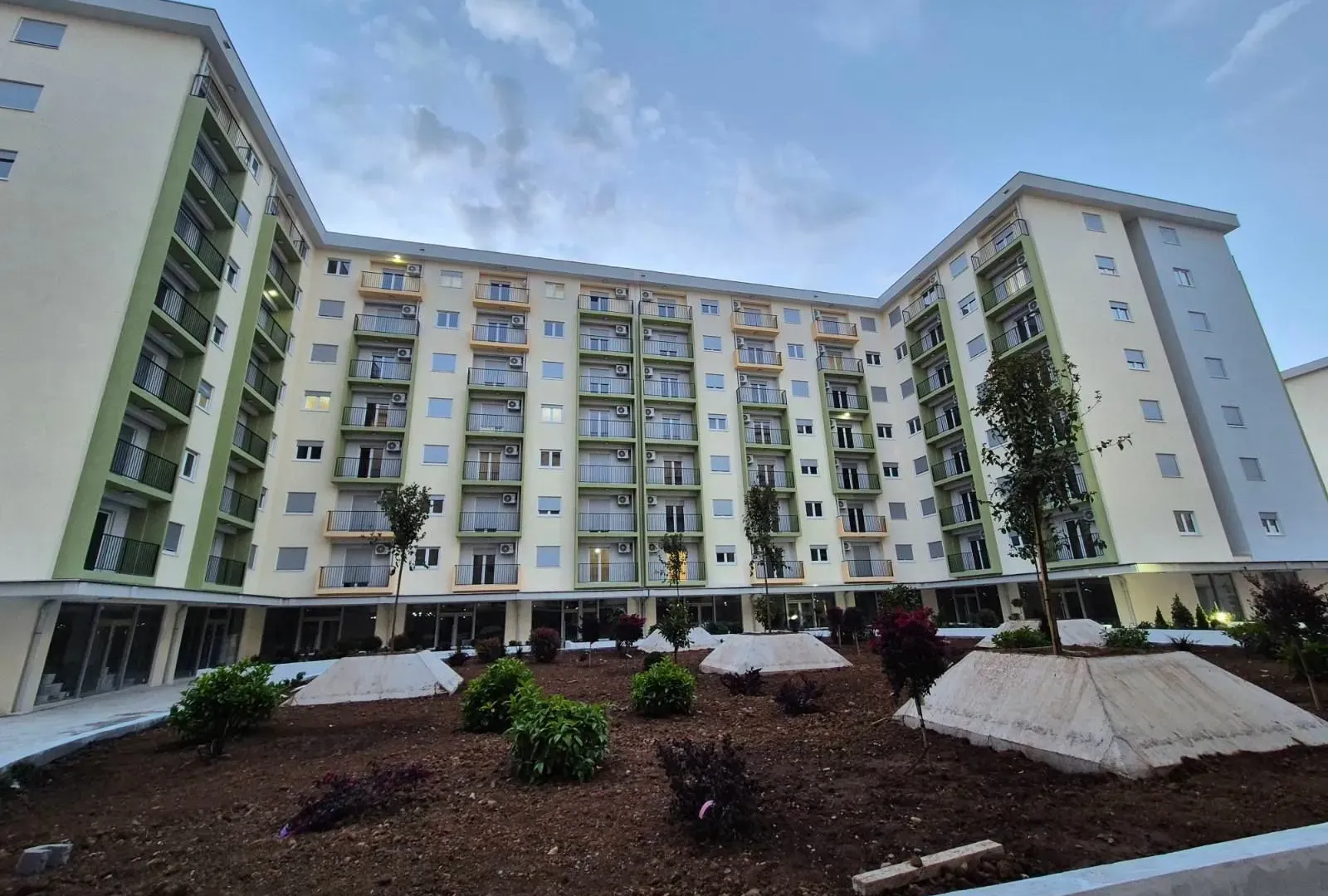 Rent, one bedroom apartment, 40m², Pobrežje, Podgorica