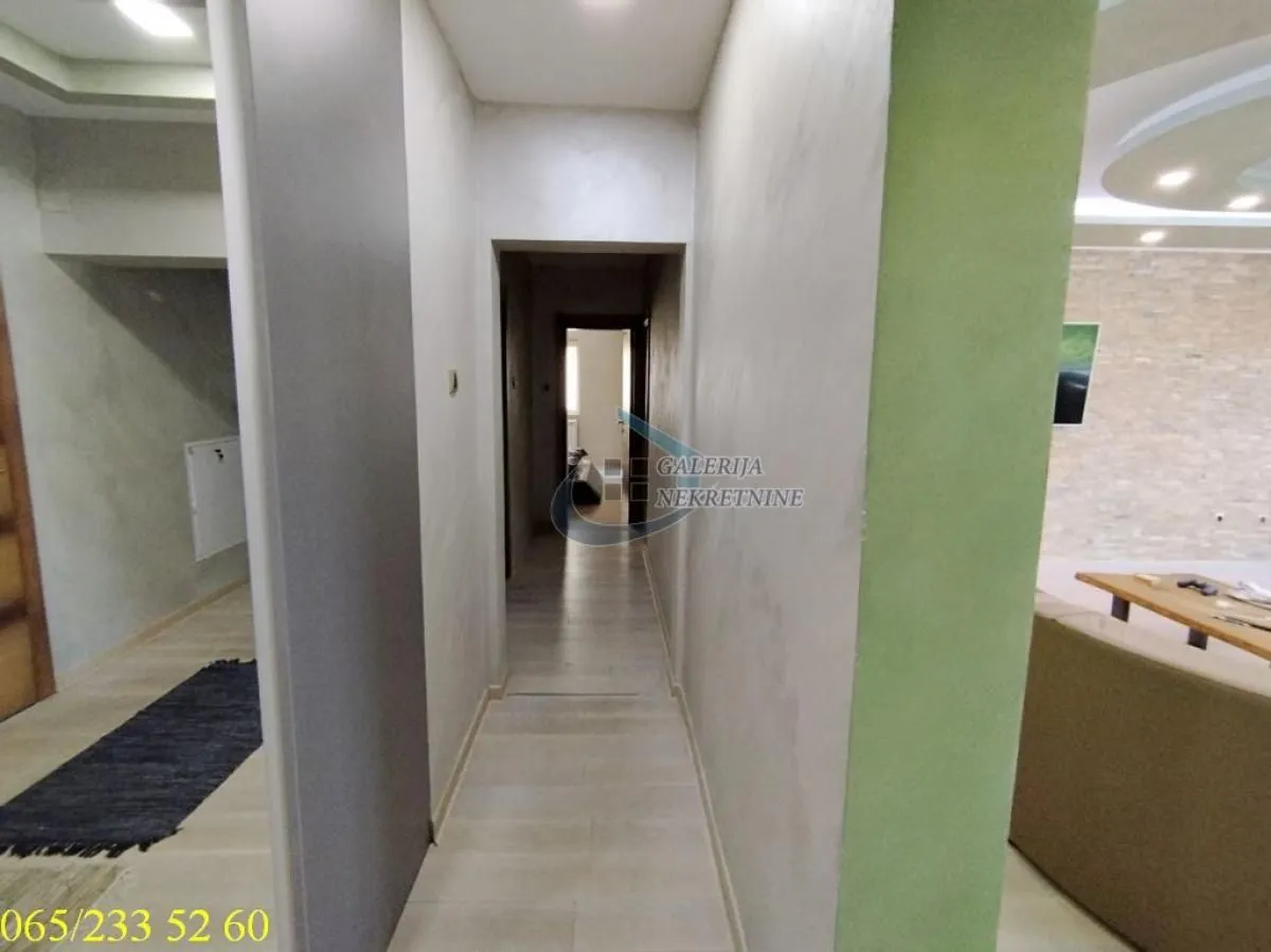 Rent, apartment, 165m², Čukarica, Beograd
