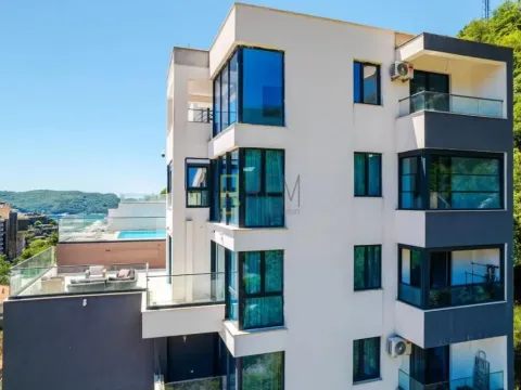 Prodaja, trosoban stan, 184m², Bečići, Budva - image 3