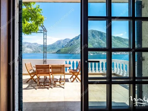 Sale, two bedroom apartment, 92m², Kostanjica, Kotor - image 17